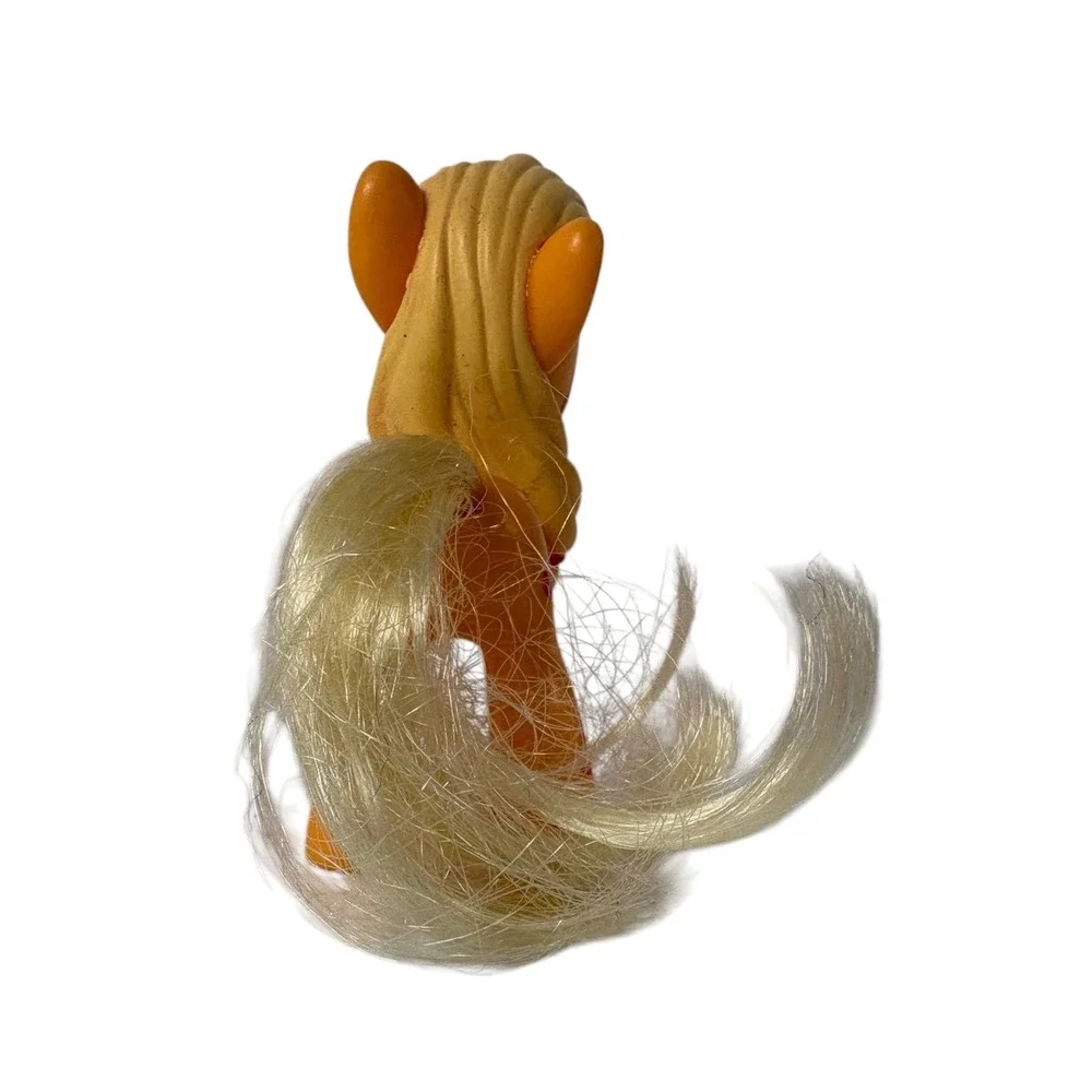 Hasbro My Little Pony Kids 3in Orange Excellent Applejack Figure Brushable Tail